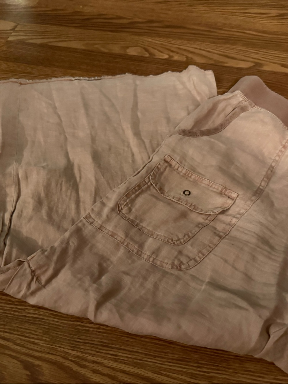 Xcvi linen wide legged neutral pants. Elastic waist